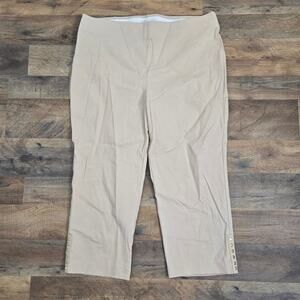 Liz Claiborne Women’s April Khaki Pull On Dress Capri Stretch Waistband Size 12